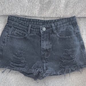 black ripped jean shorts !!